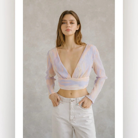 Storia Pastel Crepe Cropped Top Whimsy V-neck Lightweight Long Sleeve Blouse S - Picture 1 of 14